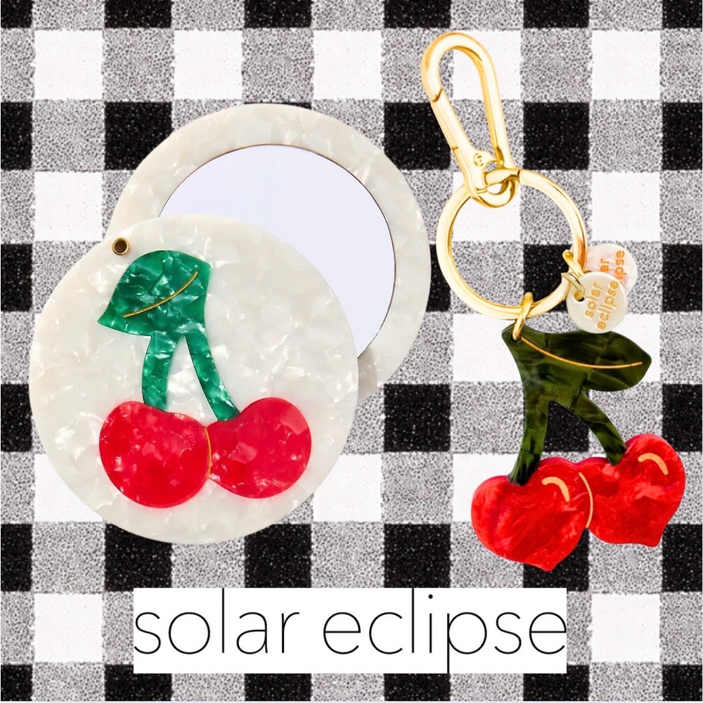 Solar Eclipse Cherry Compact & Cherry Hearts Bag … - image 1